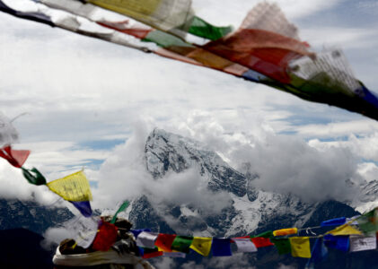 Widok na Cho Oju z okna toalety. Spełnienie marzeń w Himalajach?